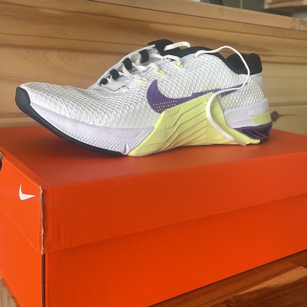 Womens Nike Metcon 7